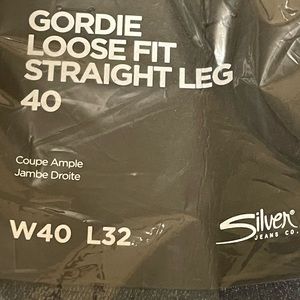 Silver men’s pants size 40/32